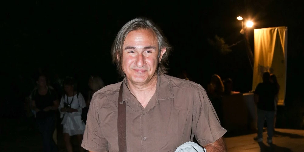 Σοκ: Στην εντατική ο ηθοποιός Άκης Σακελλαρίου από τη νόσο των λεγεωναρίων – Νοσηλεύεται στο νοσοκομείο «Σωτηρία»